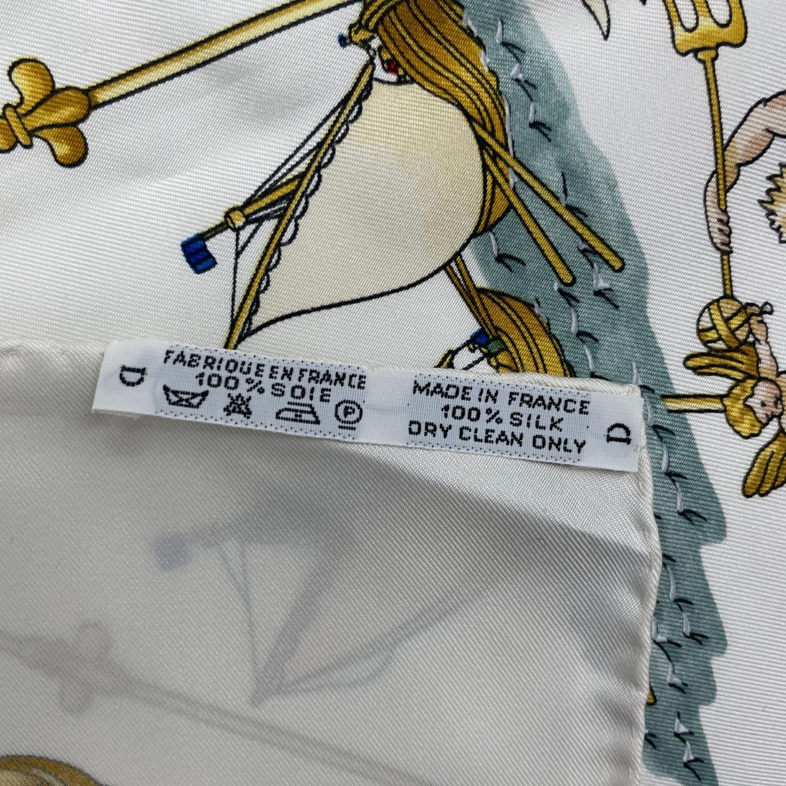 極美品 HERMES エルメス カレ90 シルク スカーフ VOILES DE LUMIERE 光