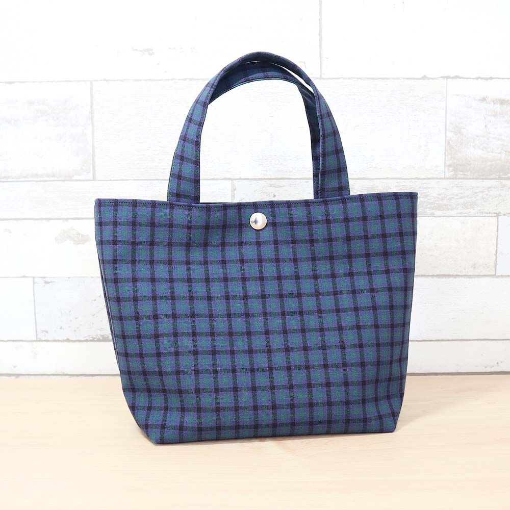 ボタン付き】 ファミリア風 上品ネイビーグリーンチェック タータン