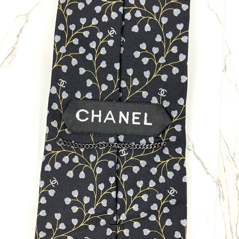 CHANEL シャネル ネクタイ ココマーク ロゴ ハート総柄 チェーン