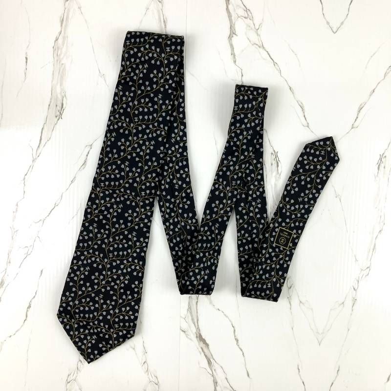 CHANEL シャネル ネクタイ ココマーク ロゴ ハート総柄 チェーン