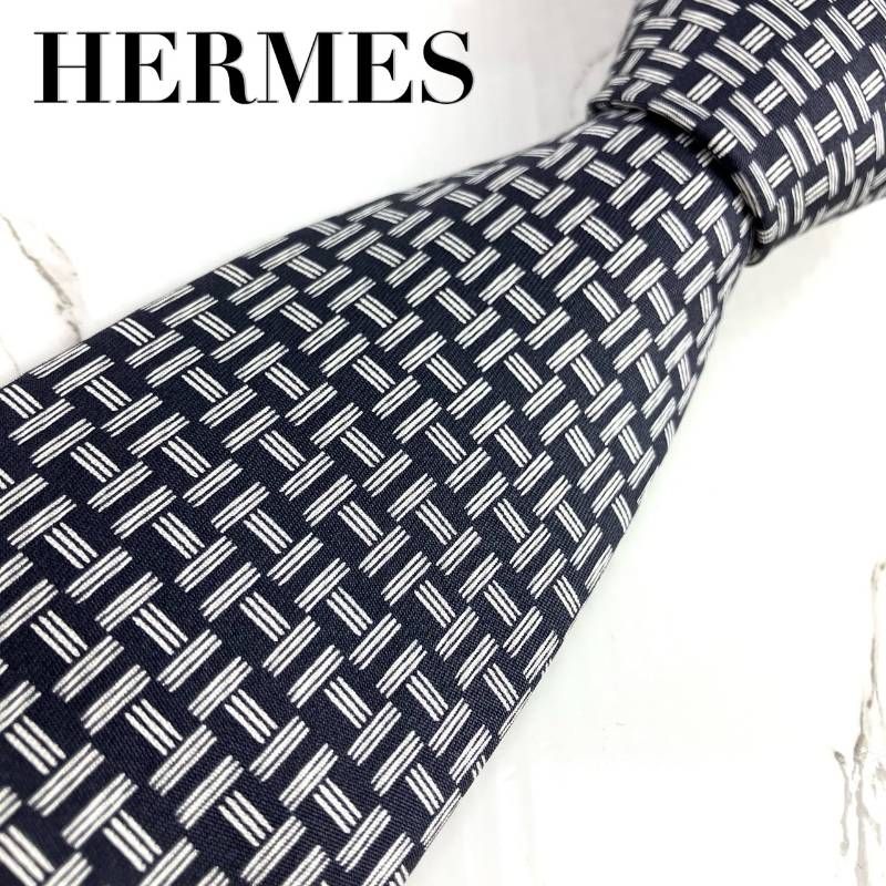 美品 HERMES エルメス ネクタイ H柄 Hパターン ダークネイビー 光沢 肉
