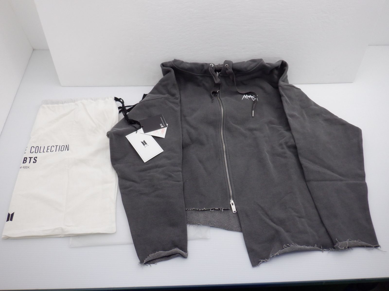 BTS JUNGKOOK パーカー ARMYST ZIP-UP HOODIE BLACK Lサイズ ARTIST