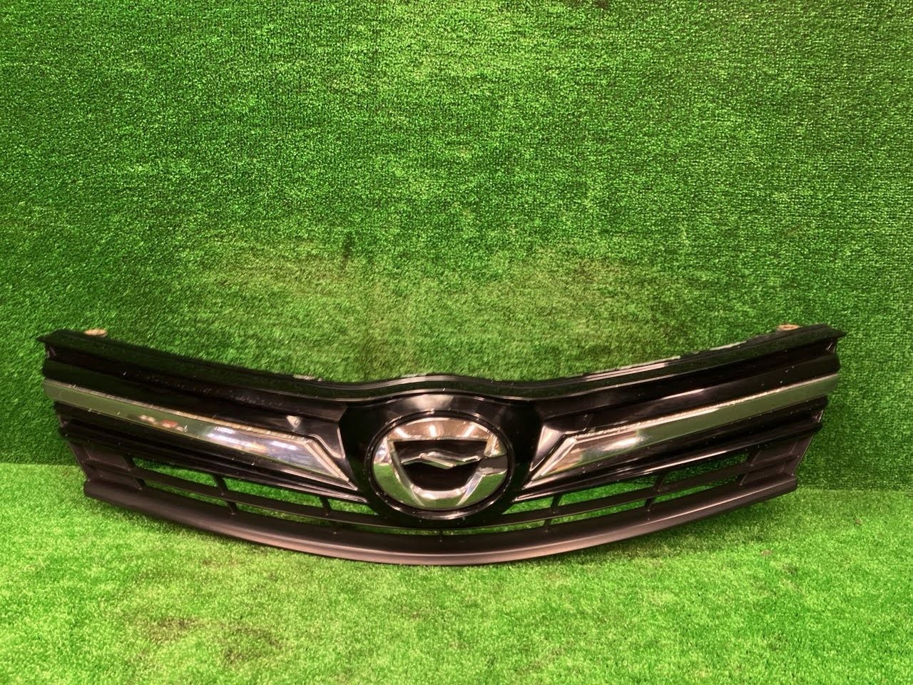 カローラフィールダー NZE164G ラジエーターグリル・フロントグリル