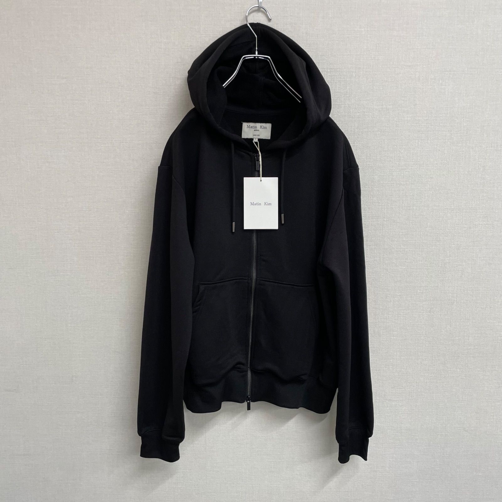 ♦️新品タグ付き♦️新作 Matin Kim ブラック パーカー フリーサイズ