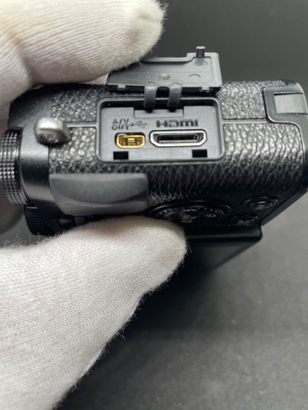 富士フィルム X10 稼働品 汎用バッテリー2個充電器付き E-6 - メルカリ