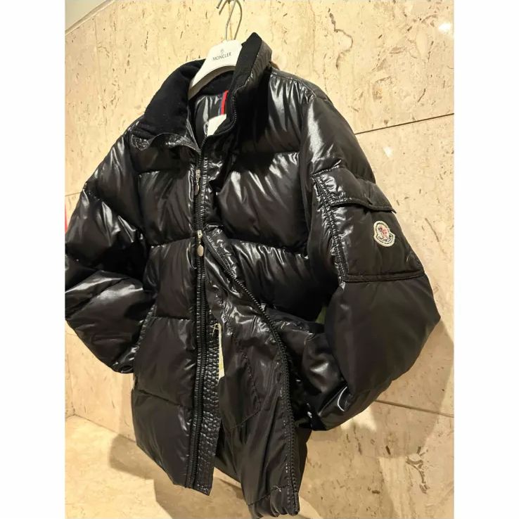 超美品 MONCLER モンクレール ダウンジャケット BAZILLEブラック0