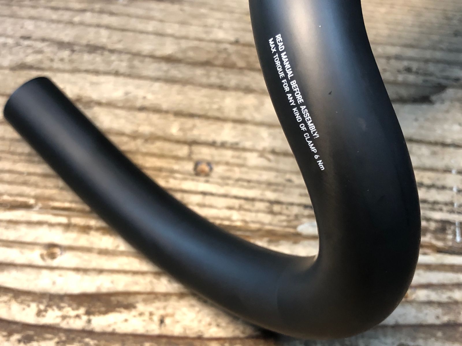 JP937 キャニオン CANYON H18 ERGO CF カーボンドロップハンドル