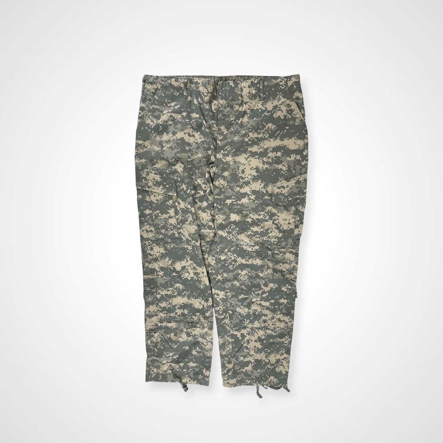 US ARMY アメリカ軍 / デジカモ ミリタリーパンツ SIZE：LARGE-SHORT 
