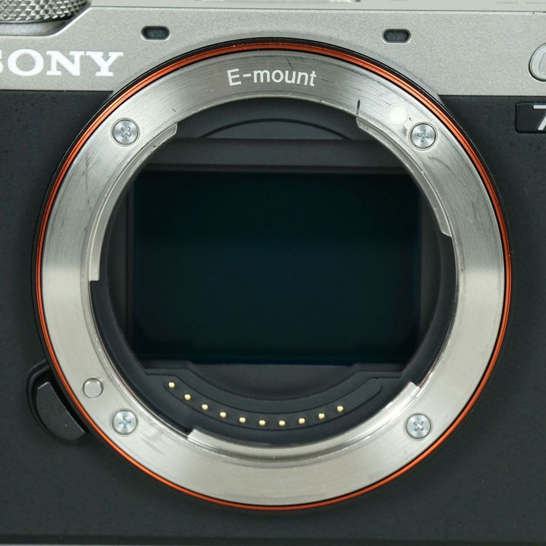 美品 | シャッター数5,580回｜バッテリー2個・ボトムプレート付] SONY