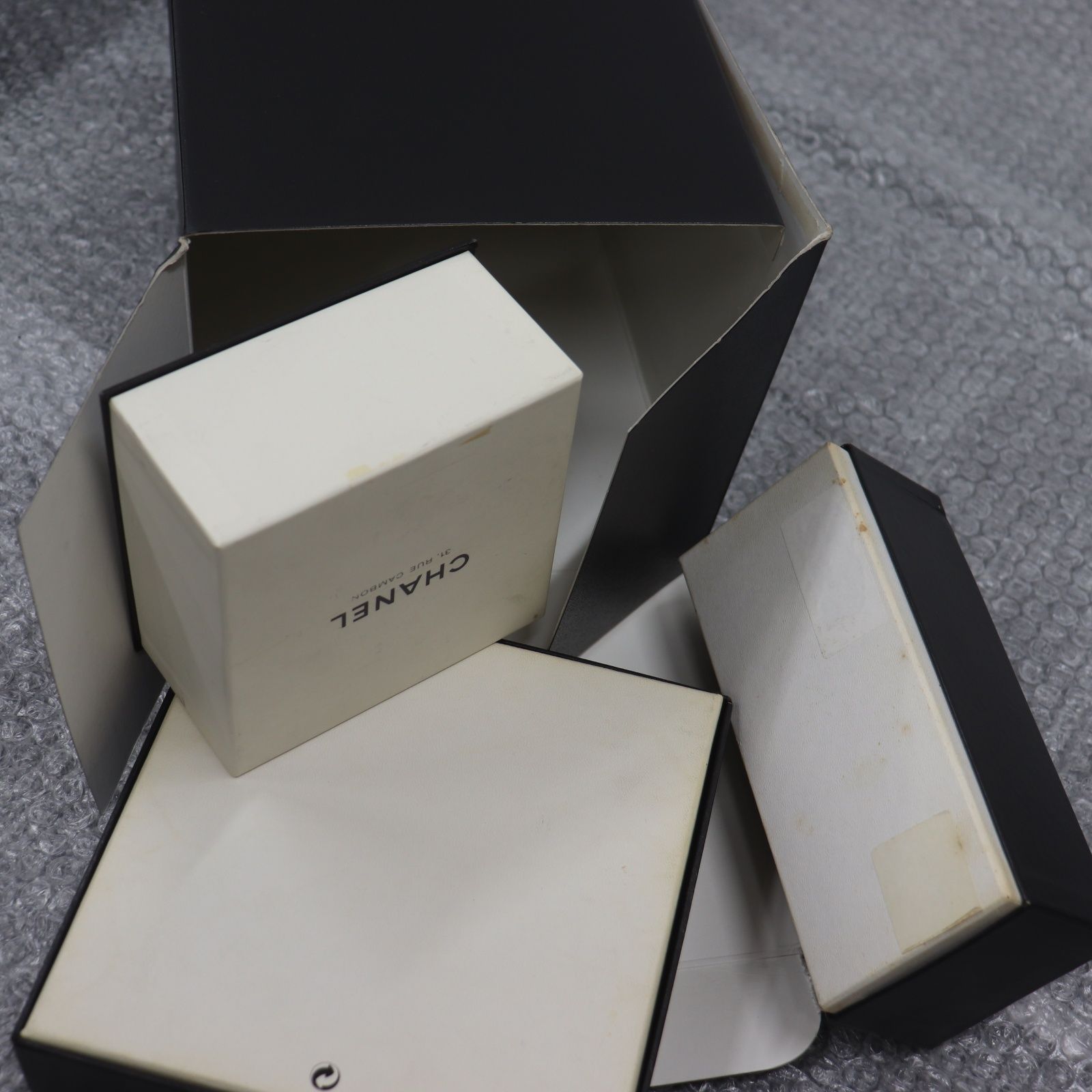 IT8307WFNWHS CHANEL シャネル 箱 ボックス BOX 空き箱 ショッパー