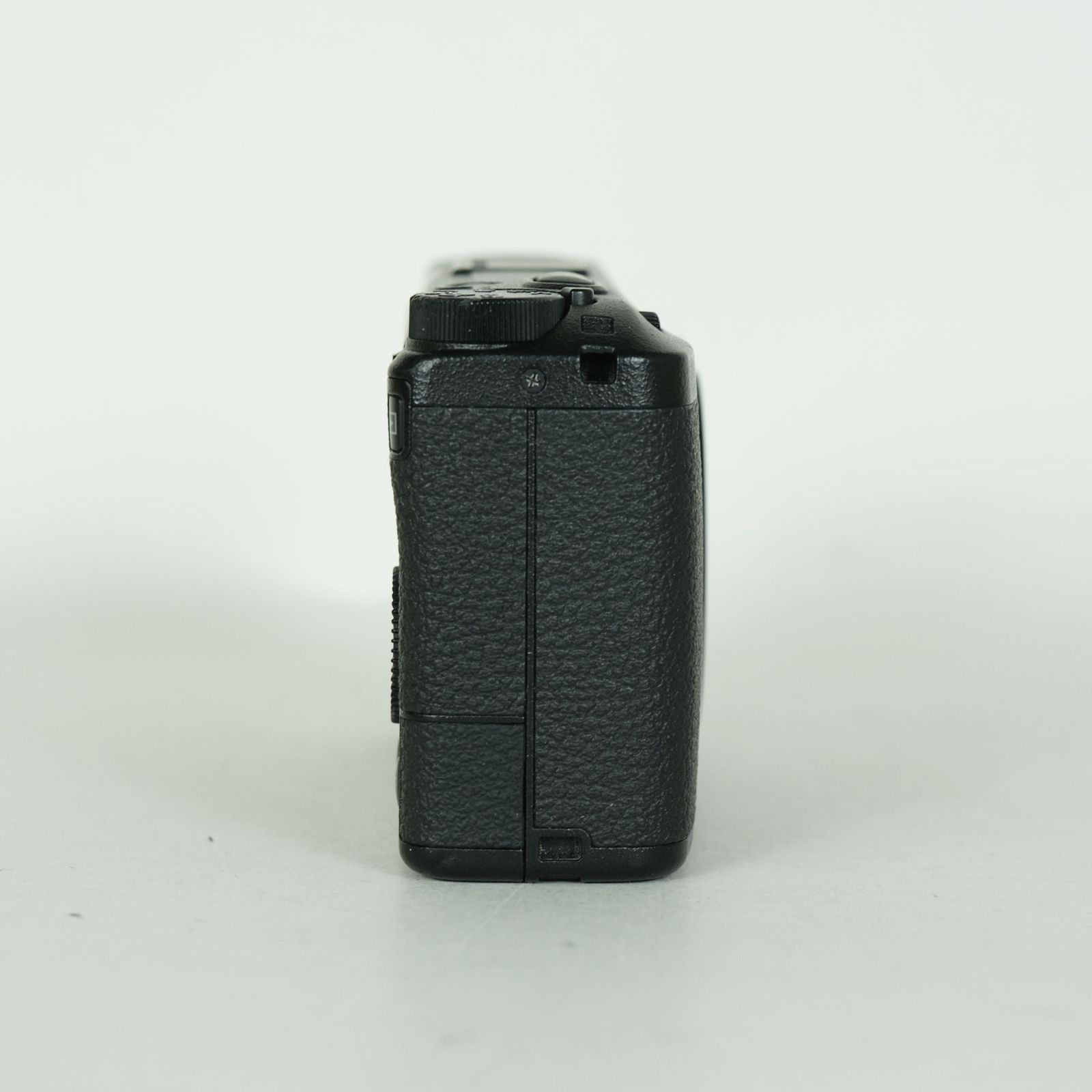 良品 | シャッター数12,555回] RICOH GR III | コンパクトデジタル