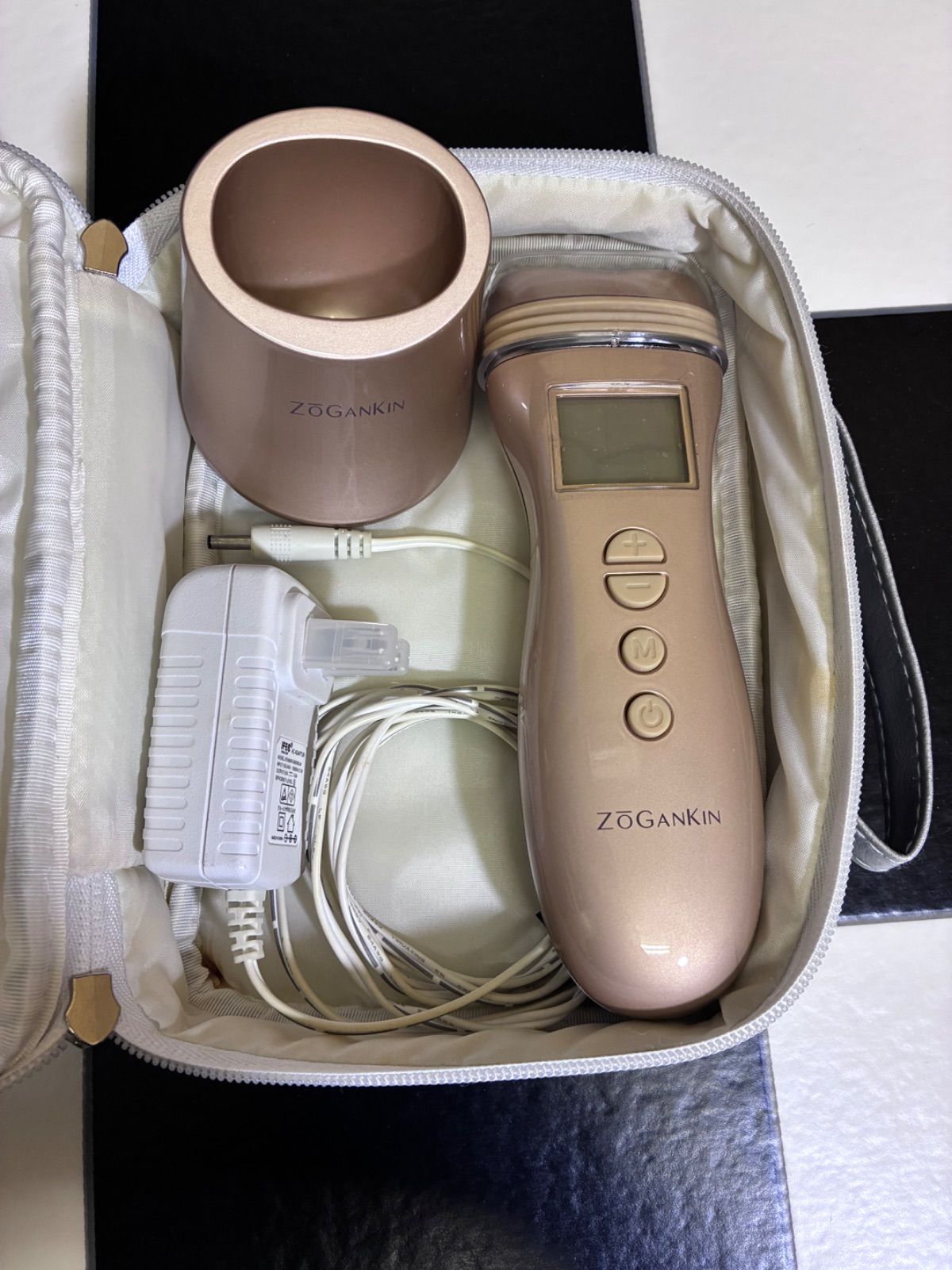 Zogankin】 EMS+RF 美顔器 - メルカリ