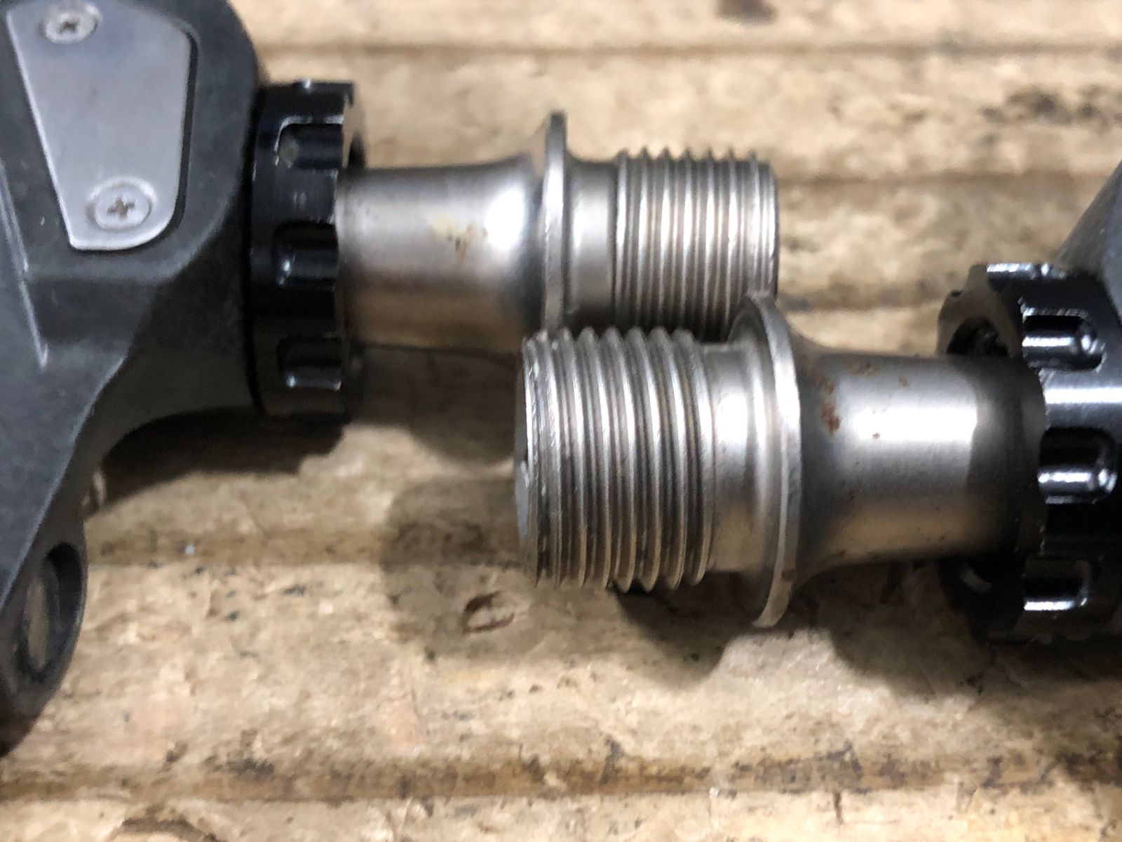 JT113 シマノ SHIMANO 105 PD-R7000 ビンディングペダル SPD-SL
