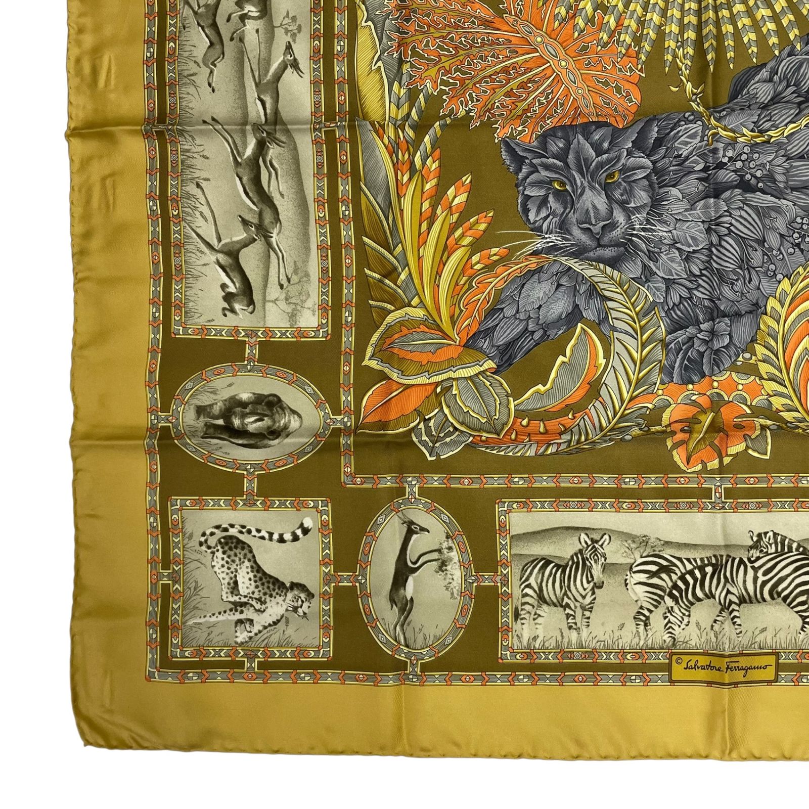 新品同様 Salvatore Ferragamo サルヴァトーレ フェラガモ スカーフ