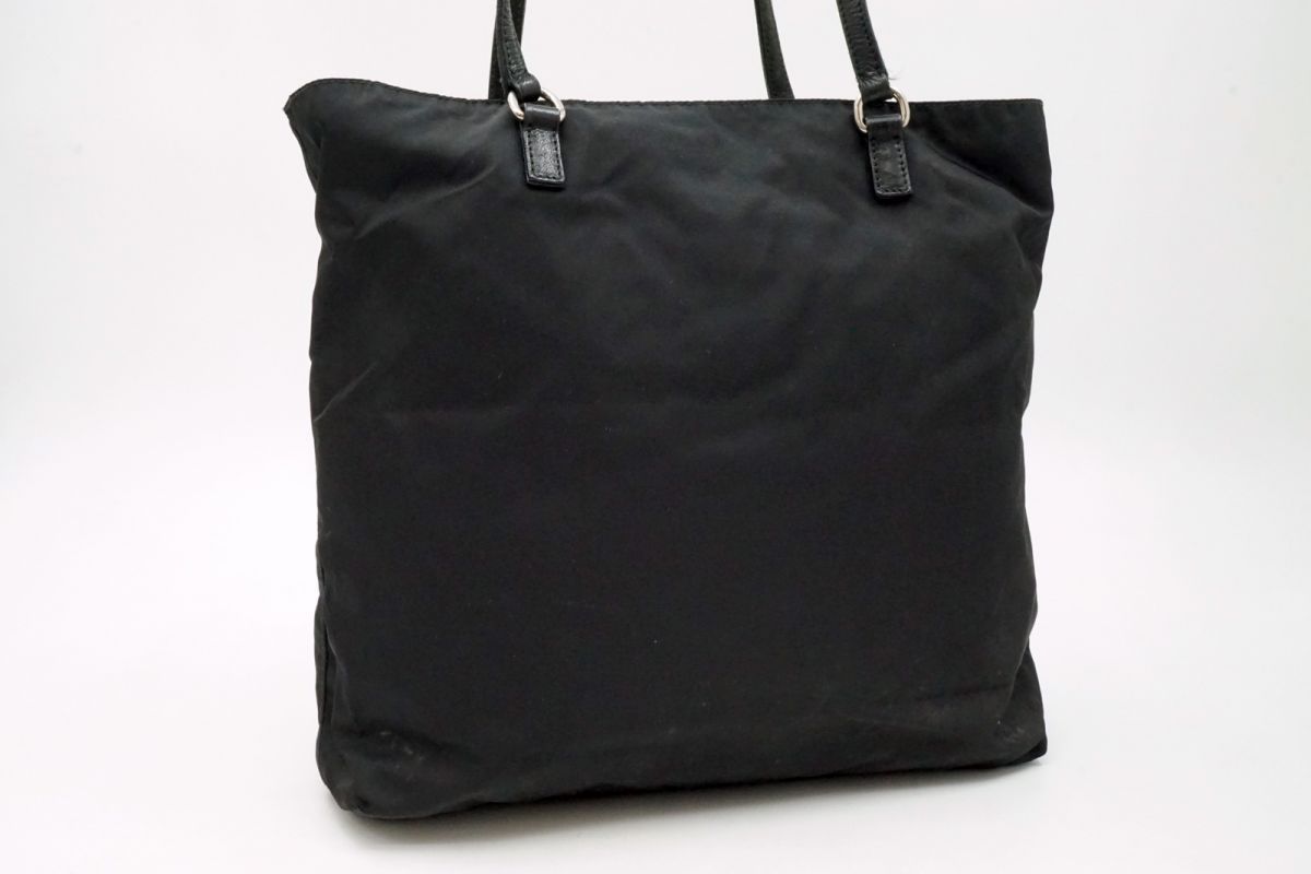 プラダ ショルダー バッグ トート ビッグ三角プレート デカロゴ