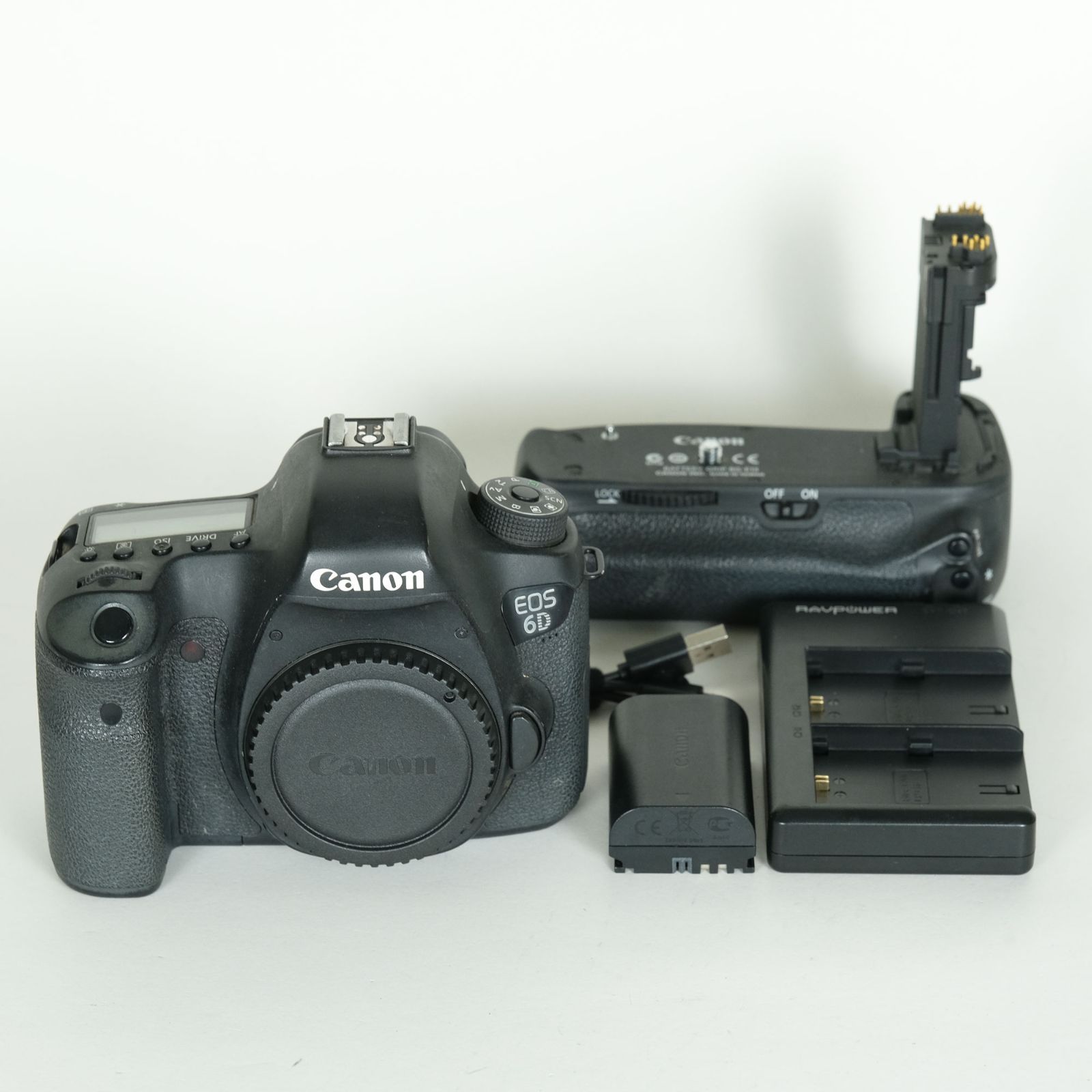 良品 | バッテリーグリップ付] Canon EOS 6D | Canon EFマウント