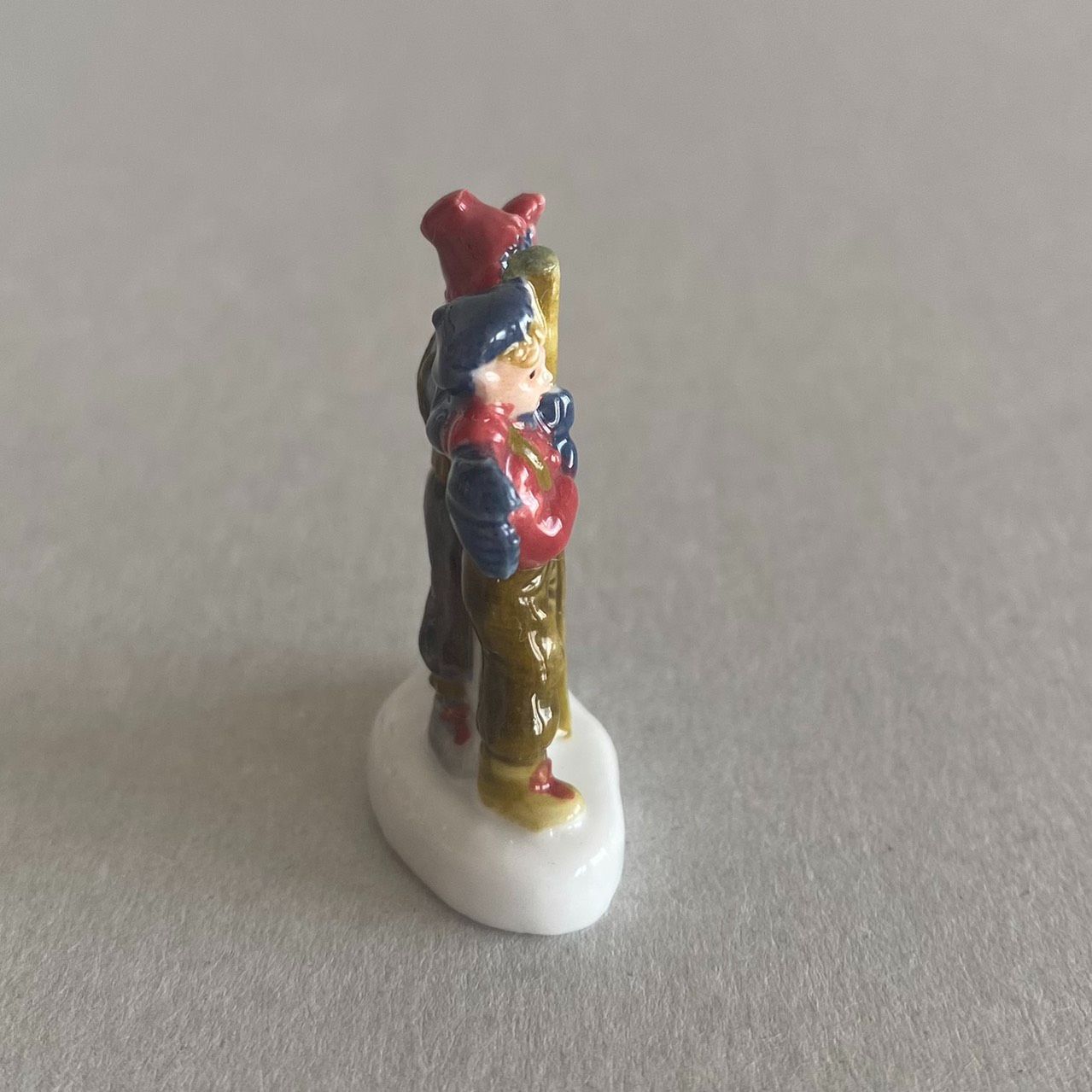 なかよしスキーの子どもたちのフェーブ／冬／フランス雑貨／陶器