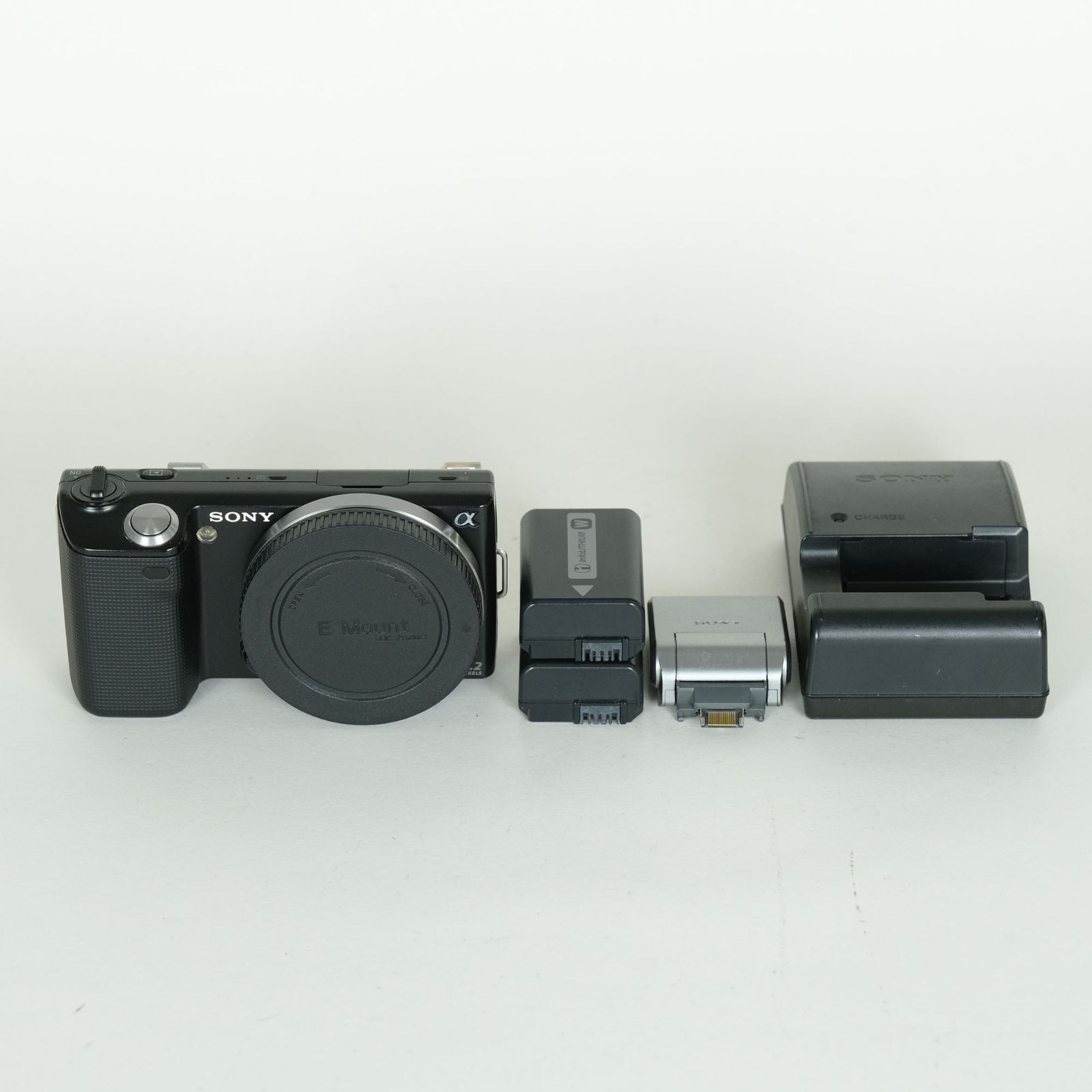 良品 | シャッター数19,410回｜バッテリー2個付] SONY α NEX-5D ボディ