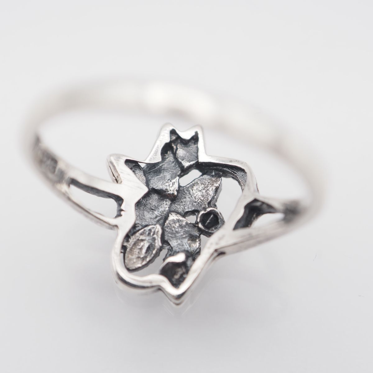 J826 マーカサイト マルカジット 925刻印 リング フラワー 花 デザイン