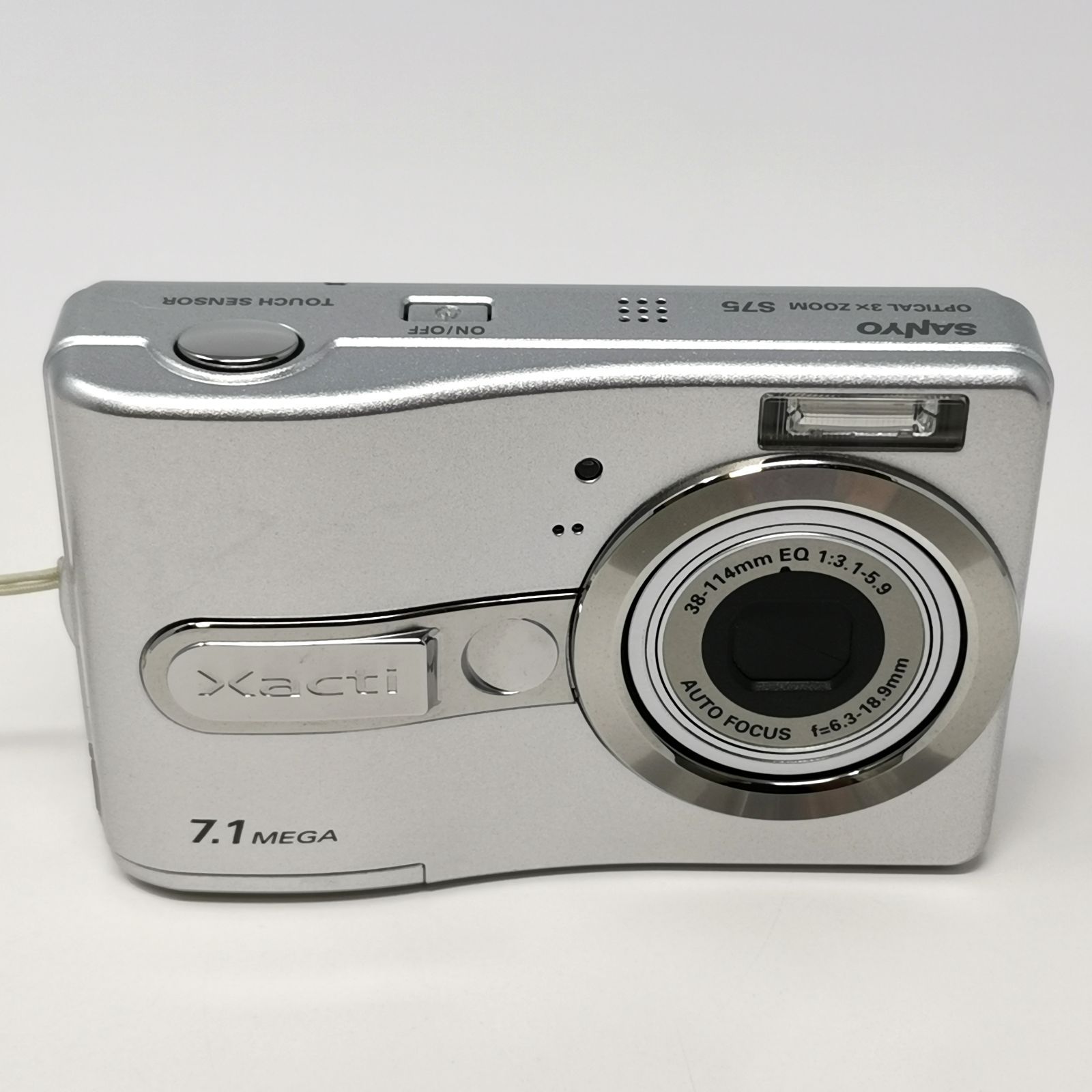 SANYO XACTI DSC-S75型 カメラ コンデジ 電池ないため動作未確認 SD