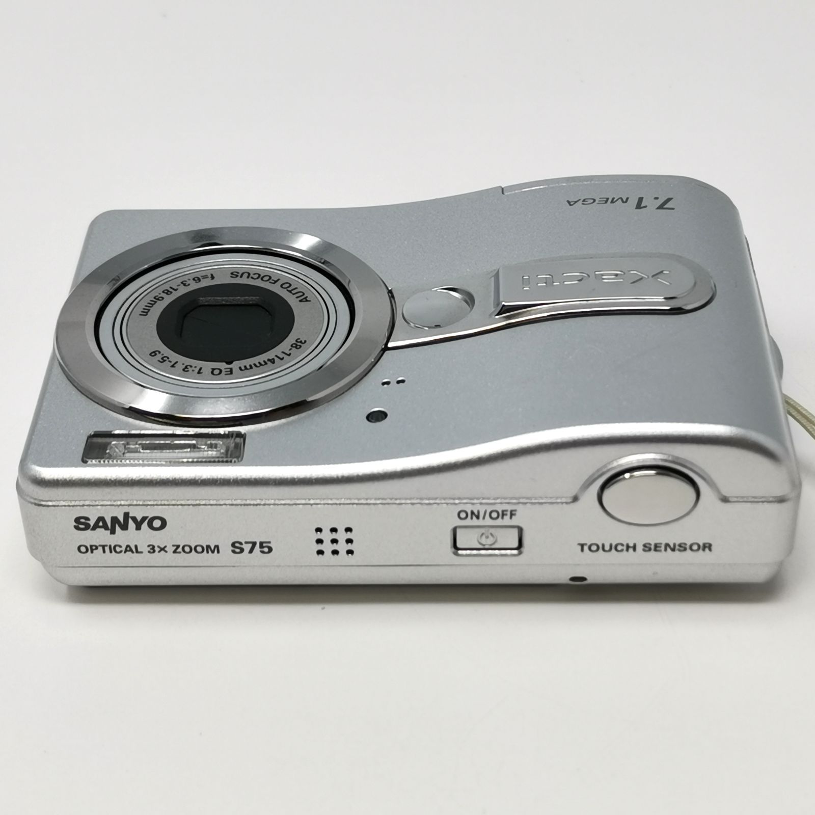 SANYO XACTI DSC-S75型 カメラ コンデジ 電池ないため動作未確認 SD