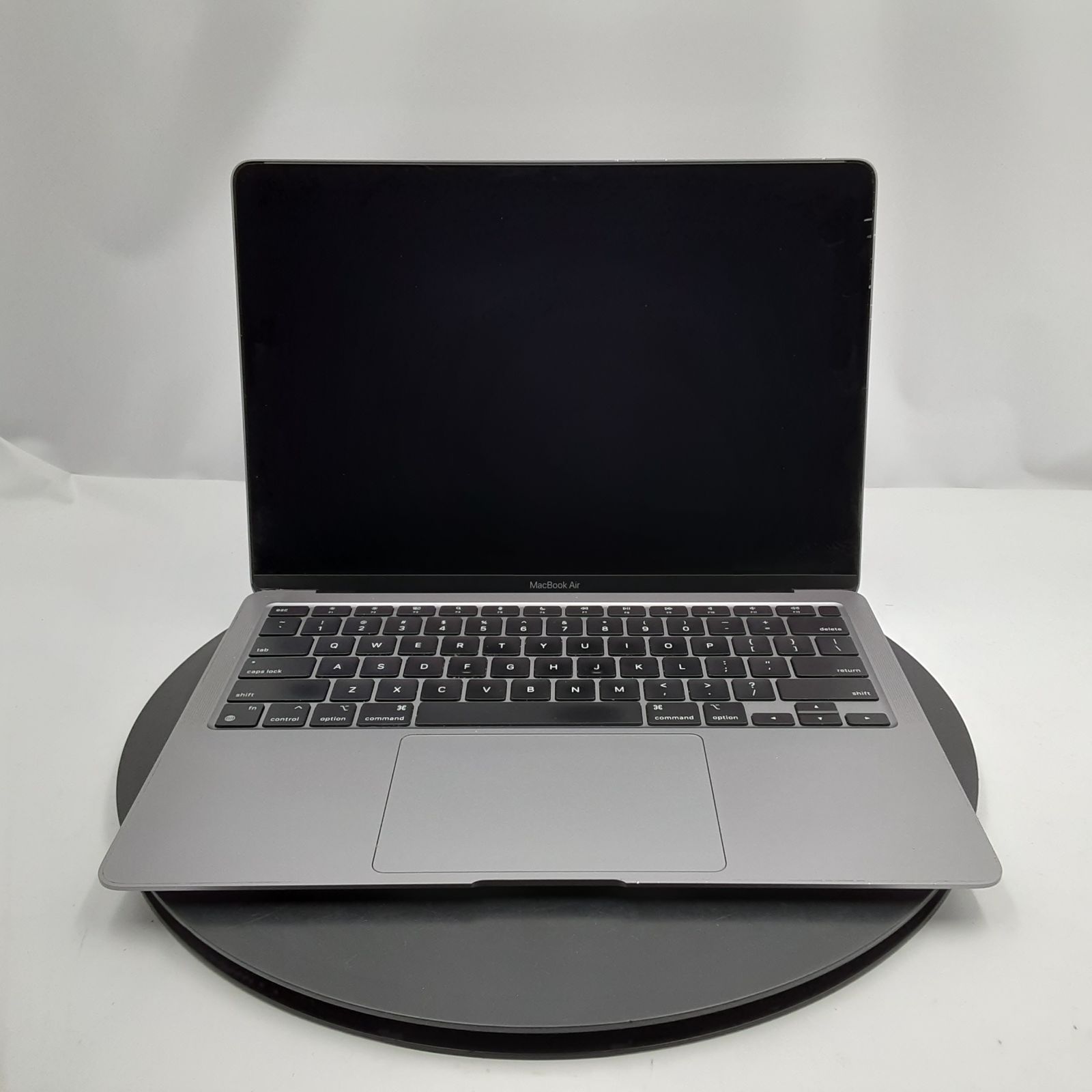 【ジャンク品】MacBook M1 13インチ シルバー/起動OK・画面表示不良 ジャンク品】MacBook M1 13インチ シルバー/起動OK・画面表示不良