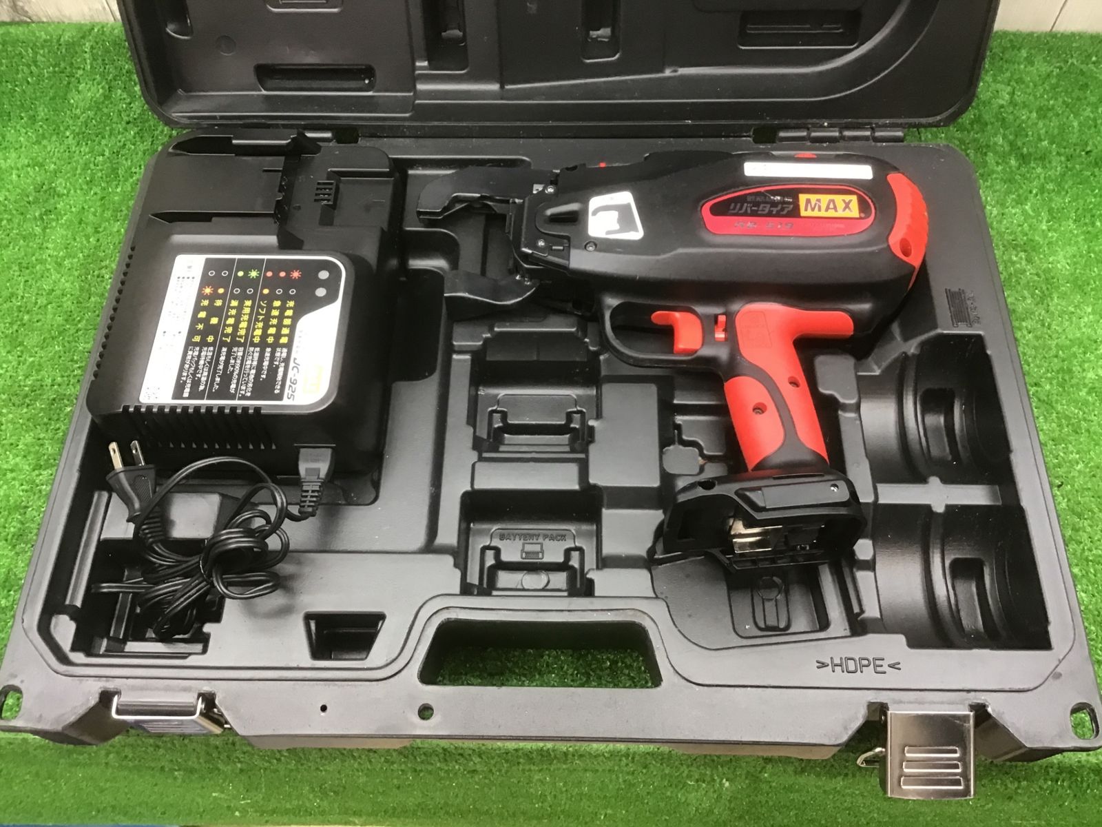 中古動作品】マックスMAX 鉄筋結束機 リバータイア RB-519 本体＋充電 