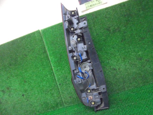 7FM6047 ACL6 トヨタ ノア ZRR80G/ZRR85G 前期型 X V パッケージ