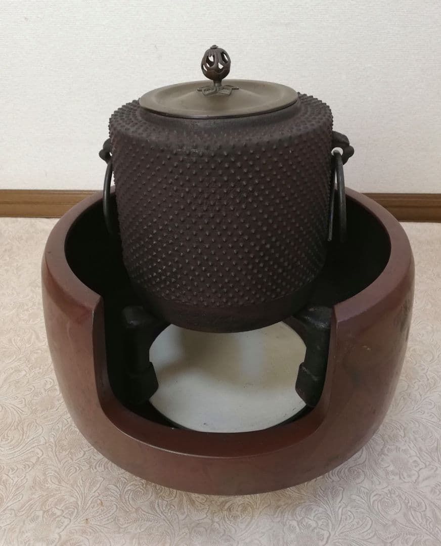 MO-00391 茶道具/筒型茶釜 風炉 五徳 骨董品 - メルカリ