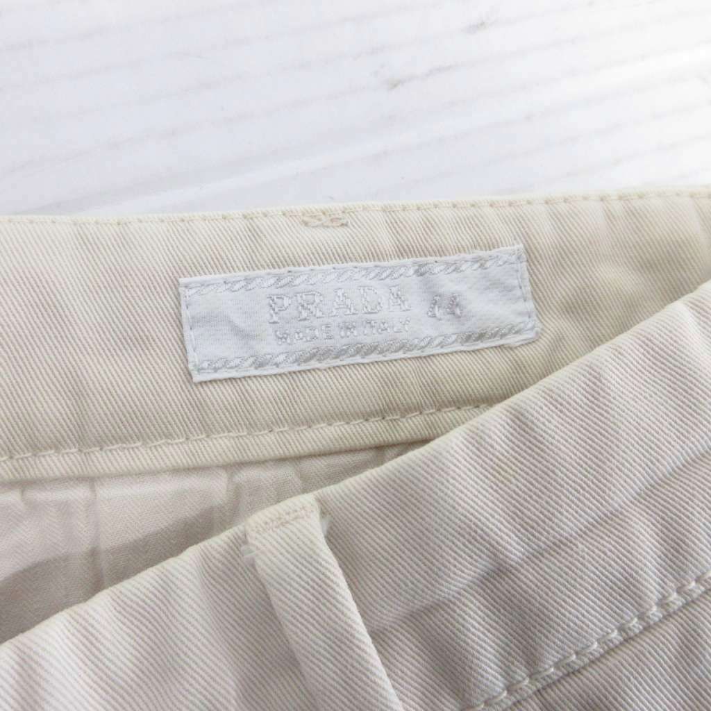 PRADA プラダ　チノパン　ベージュ Prada ベージュ チノパン サイズ30 PRADA(プラダ) Re-nylonパンツSPG30