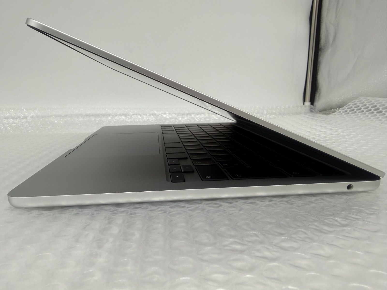 Apple MacBook Air M2 2022 13.6インチ ノート PC 16GB SSD 512GB M2