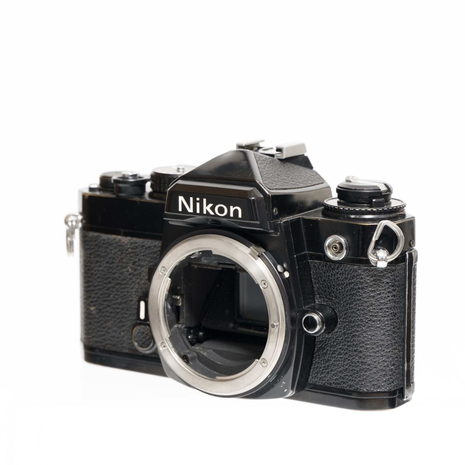 Nikon FE ブラック 本体のみ【並品】 - メルカリ