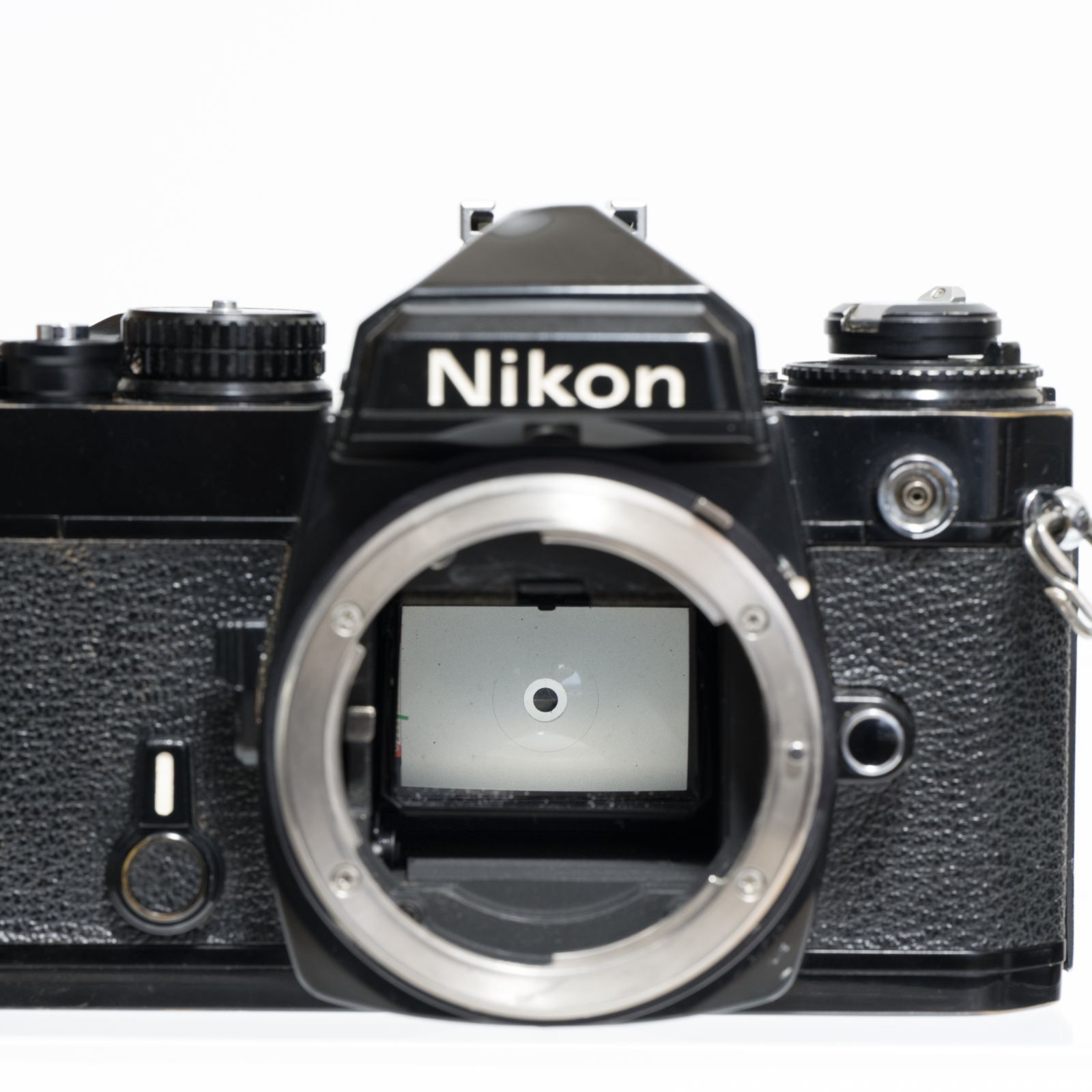 Nikon FE ブラック 本体のみ【並品】 - メルカリ