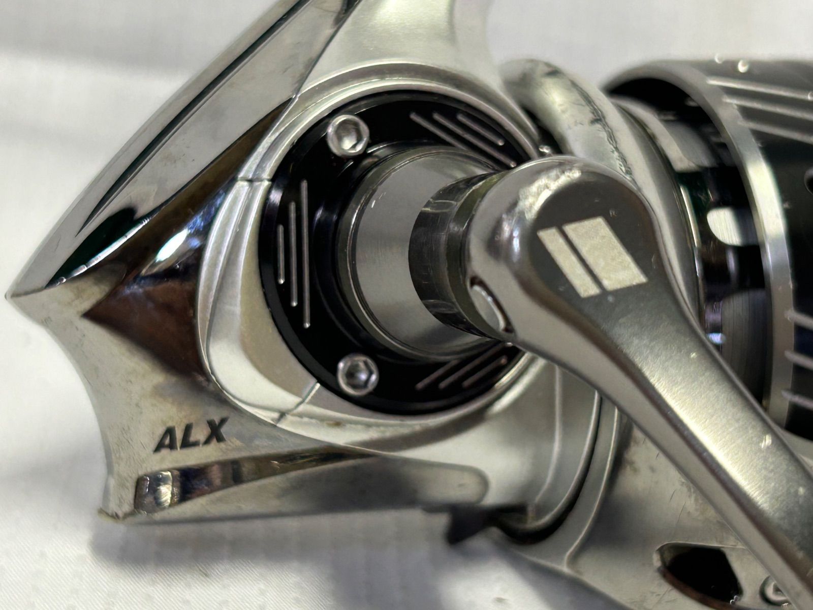 中古】 アブガルシア レボ REVO ALX 2000SH（本体のみ）スピニング