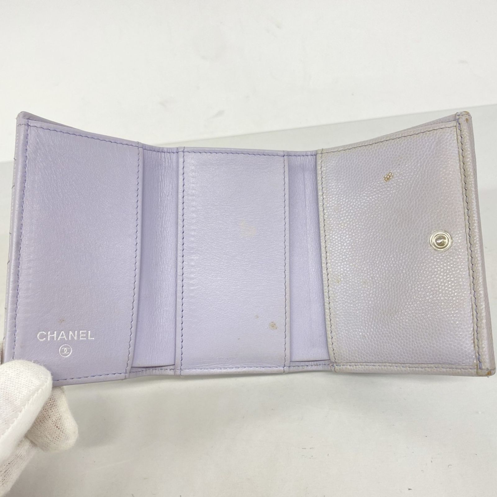 シャネル(Chanel) シャネル 三つ折り財布 マトラッセ キャビアスキン