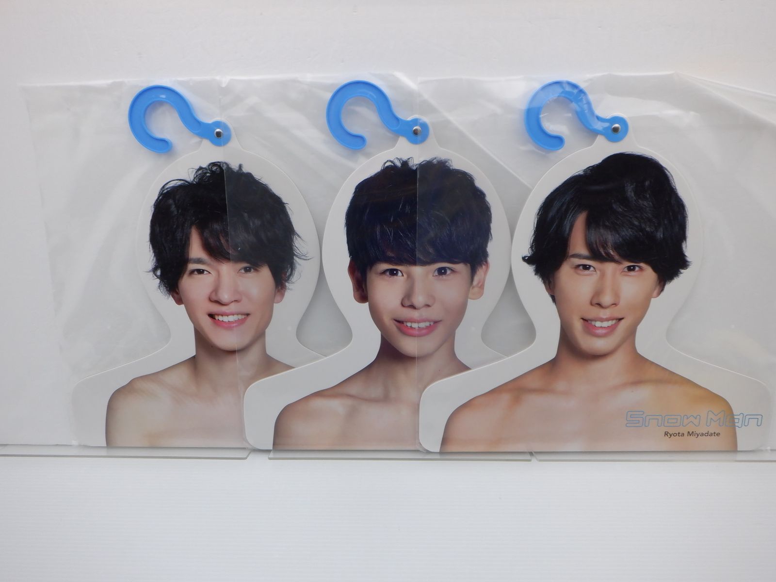 Snow Man フォトハンガー Johnnys’ ISLAND STORE 2019 3点セット 未開封/深澤/ラウール/宮舘