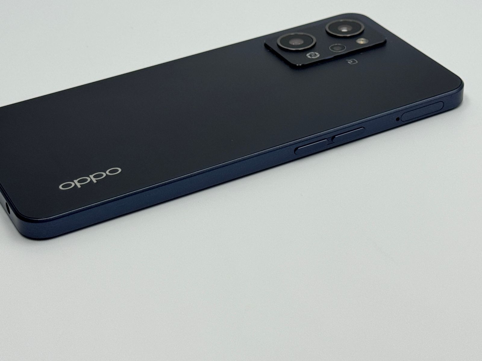訳ありB】OPPO Reno7 A CPH2353 スターリーブラック SIMフリー 白ロム