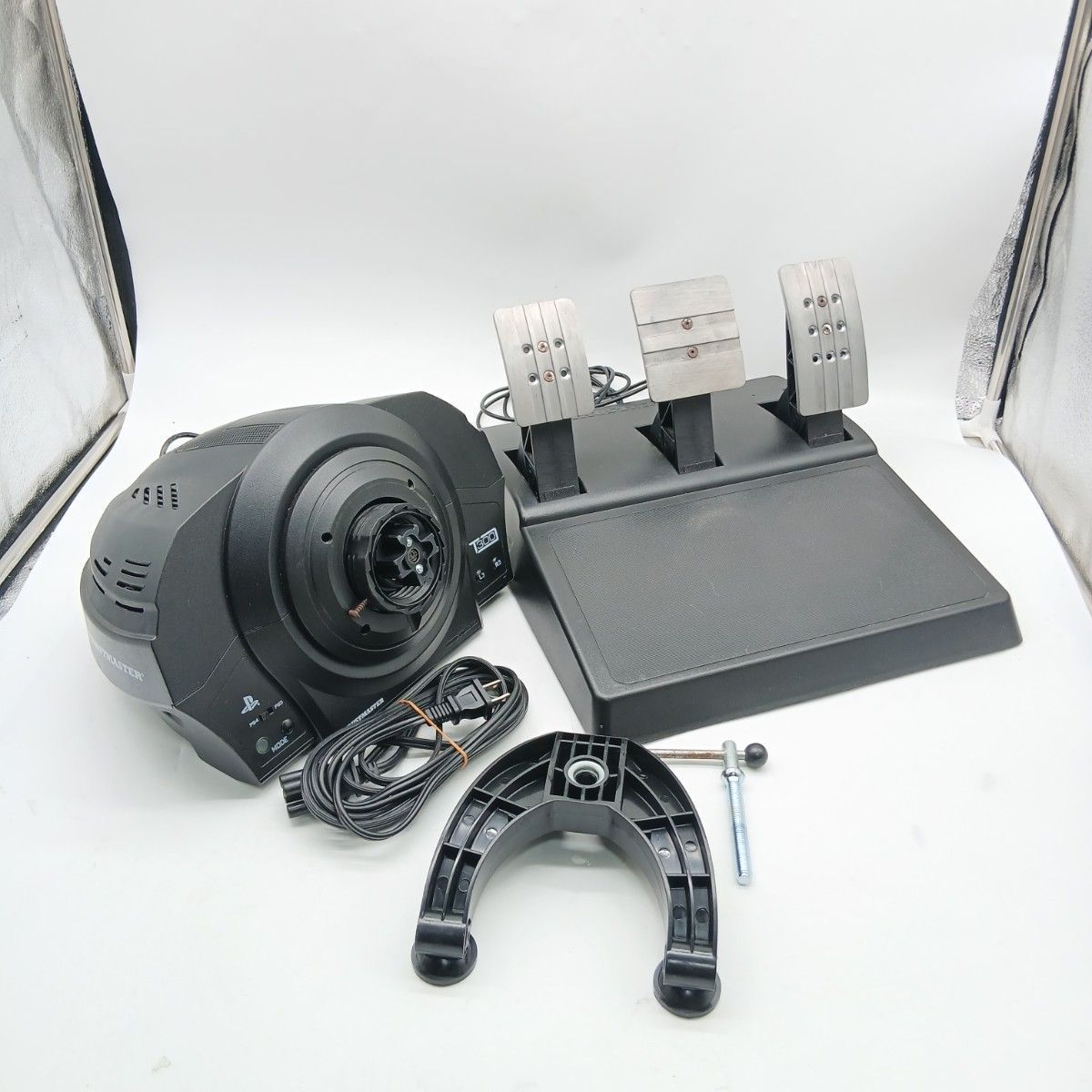 4576 【グランツーリスモ公式ライセンス商品】Thrustmaster スラスト 