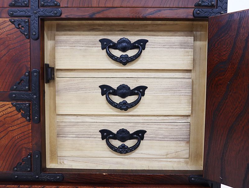 ◇岩谷堂箪笥◇ 民芸家具 四尺 白鳥 整理箪笥 横長箪笥 中型タンス/和