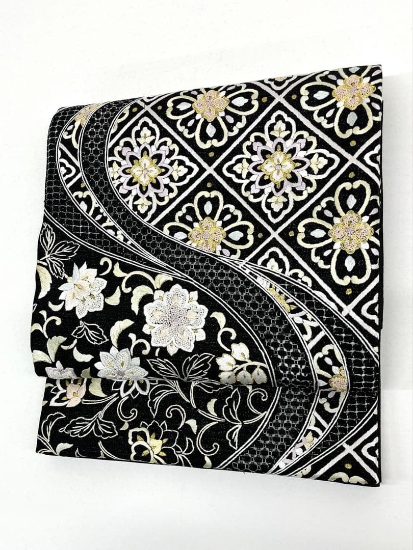 尾峨佐染繍 手刺繍 相良刺繍 汕頭刺繍 袋帯 金糸 華紋 正絹 三通 D343