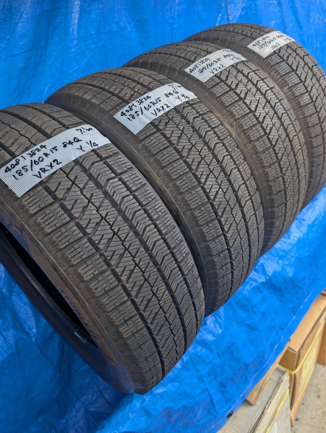 4081-2) 185/60R15 84Q BLIZZAK VRX2 2022～24年製 4本セット【北海道