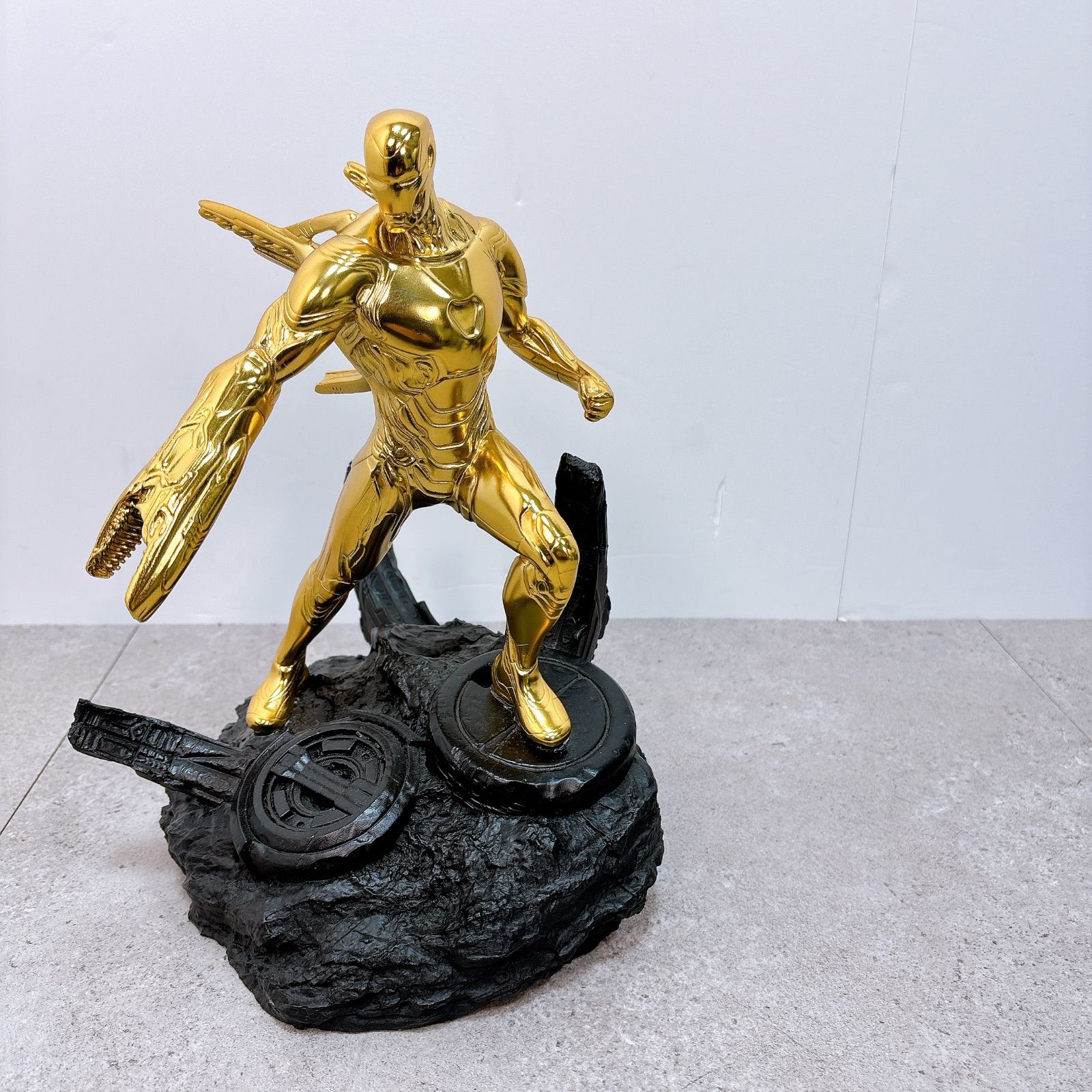 MARVEL マーベル アイアンマン ゴールド スタチュー フィギュア 日本