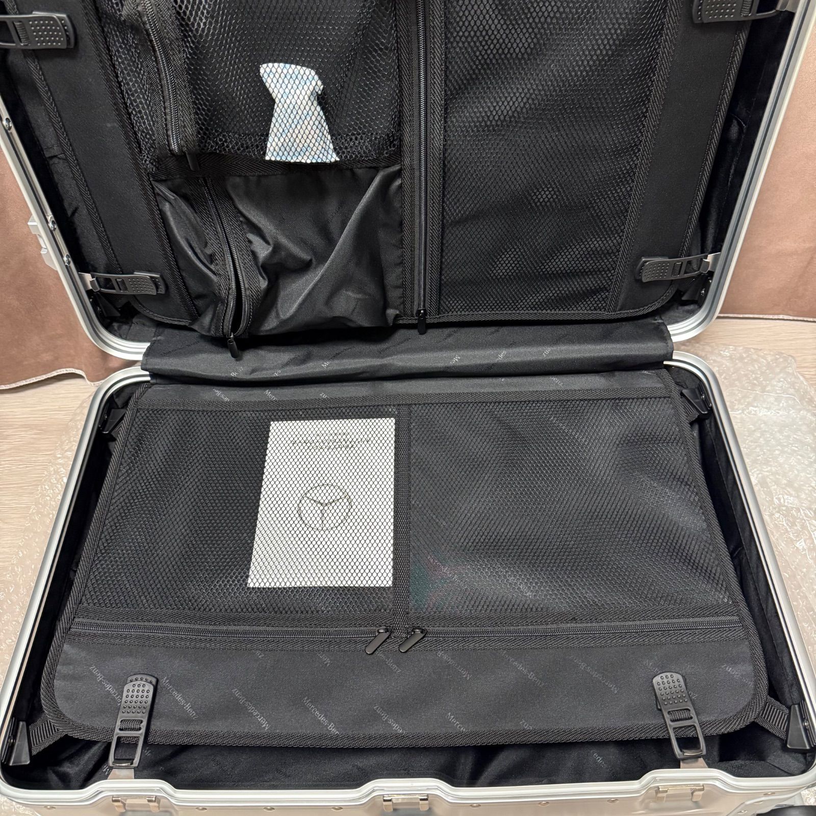 新品】Mercedes-Benz メルセデスベンツ アルミ スーツケース 65L