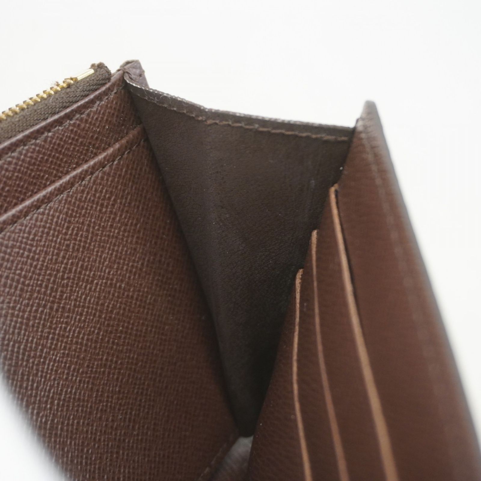 ルイヴィトン ポルトフォイユサラ ダミエ エベヌ 長財布 N63209 箱付き LOUIS VUITTON（ルイ・ヴィトン） 長財布 ポルトフォイユ・サラ ダミエ