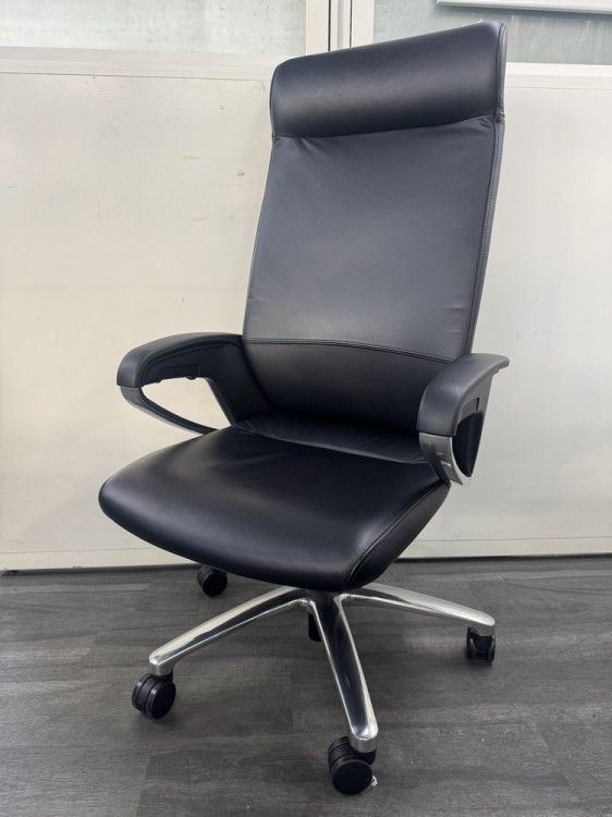 【品】コクヨ  フィロソフィーシリーズ 固定肘付フィロソフィーチェア CR-G383AK086 ブラック