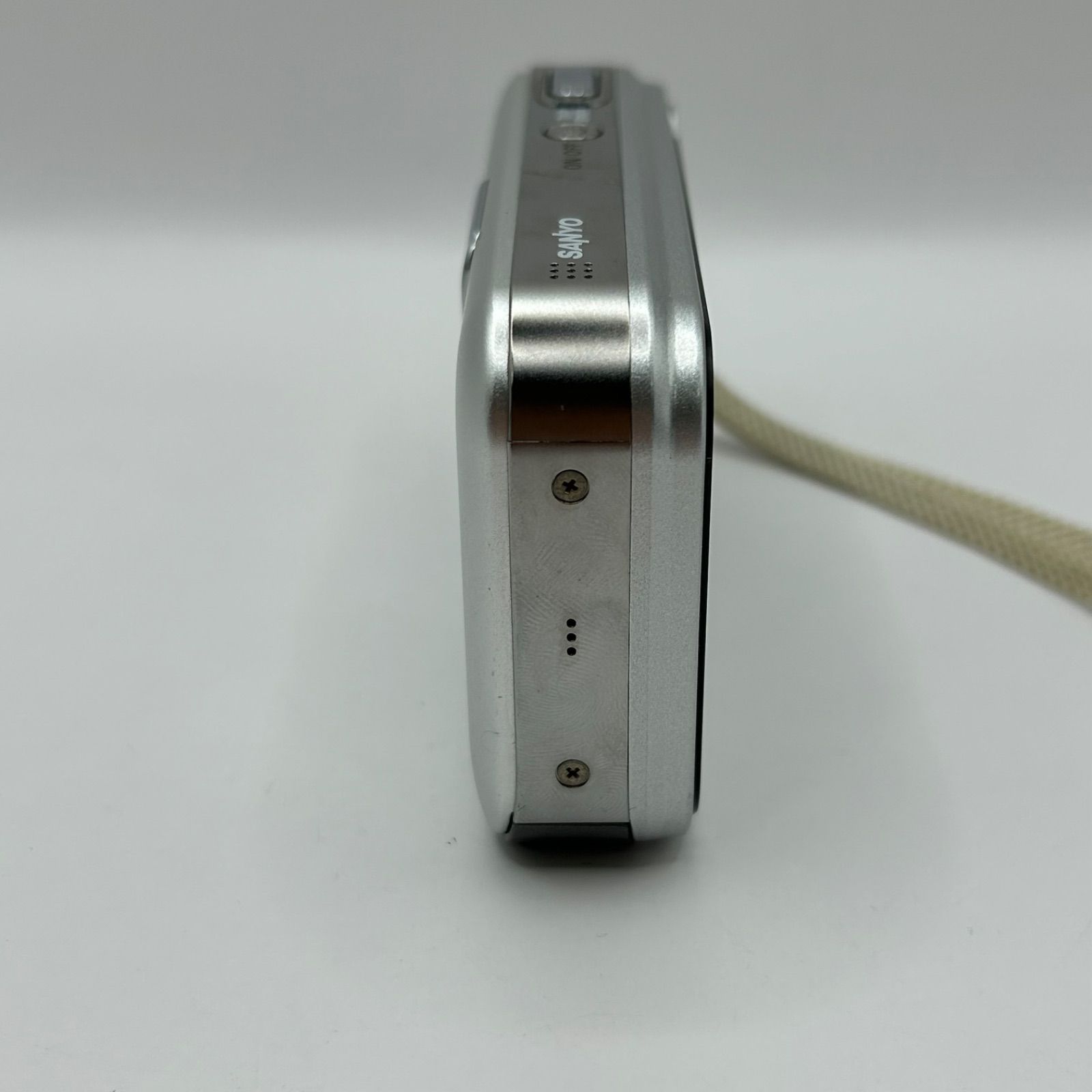 ジャンク品】SANYO Xacti DSC-E6 コンパクトデジタルカメラ デジカメ