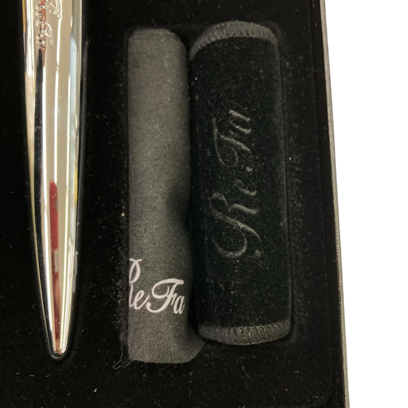 186001 現状品 ReFa リファ 美顔ローラー シルバー エスカラット