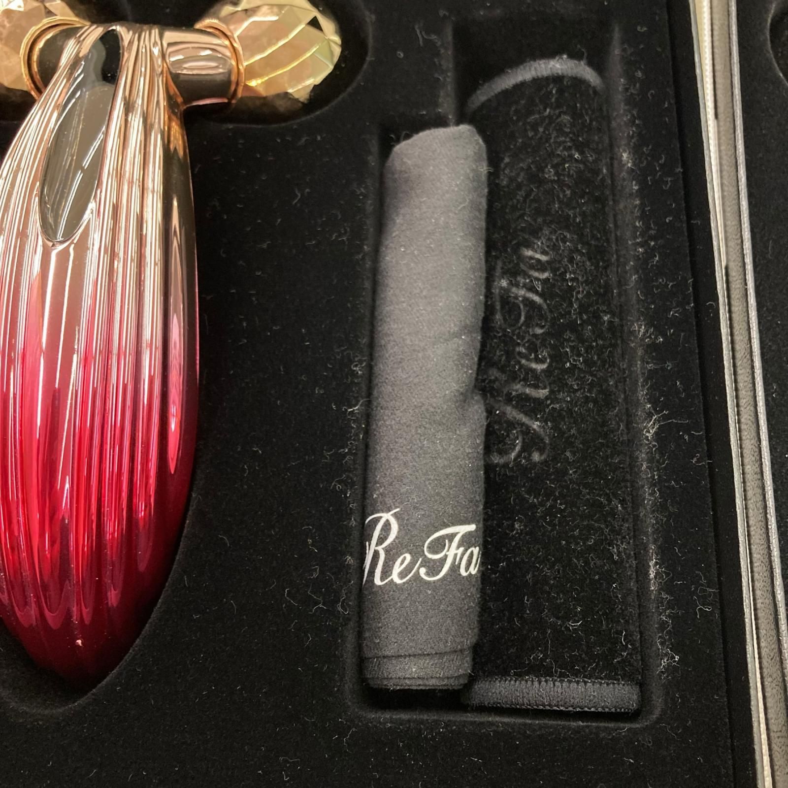 【新品・未使用品】ReFa カラットレイ Red ReFa（リファ） 【本日限定！※特別価格 残り1点・新品未使用品・MTG