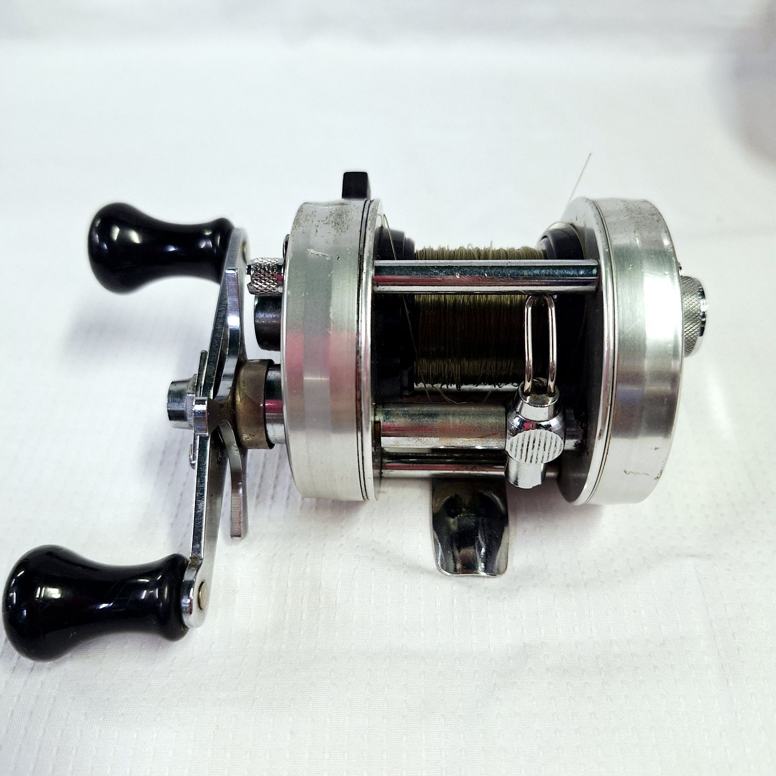 希少】アブガルシア アンバサダー 2500C ブロンズプレート 中古 ベイト