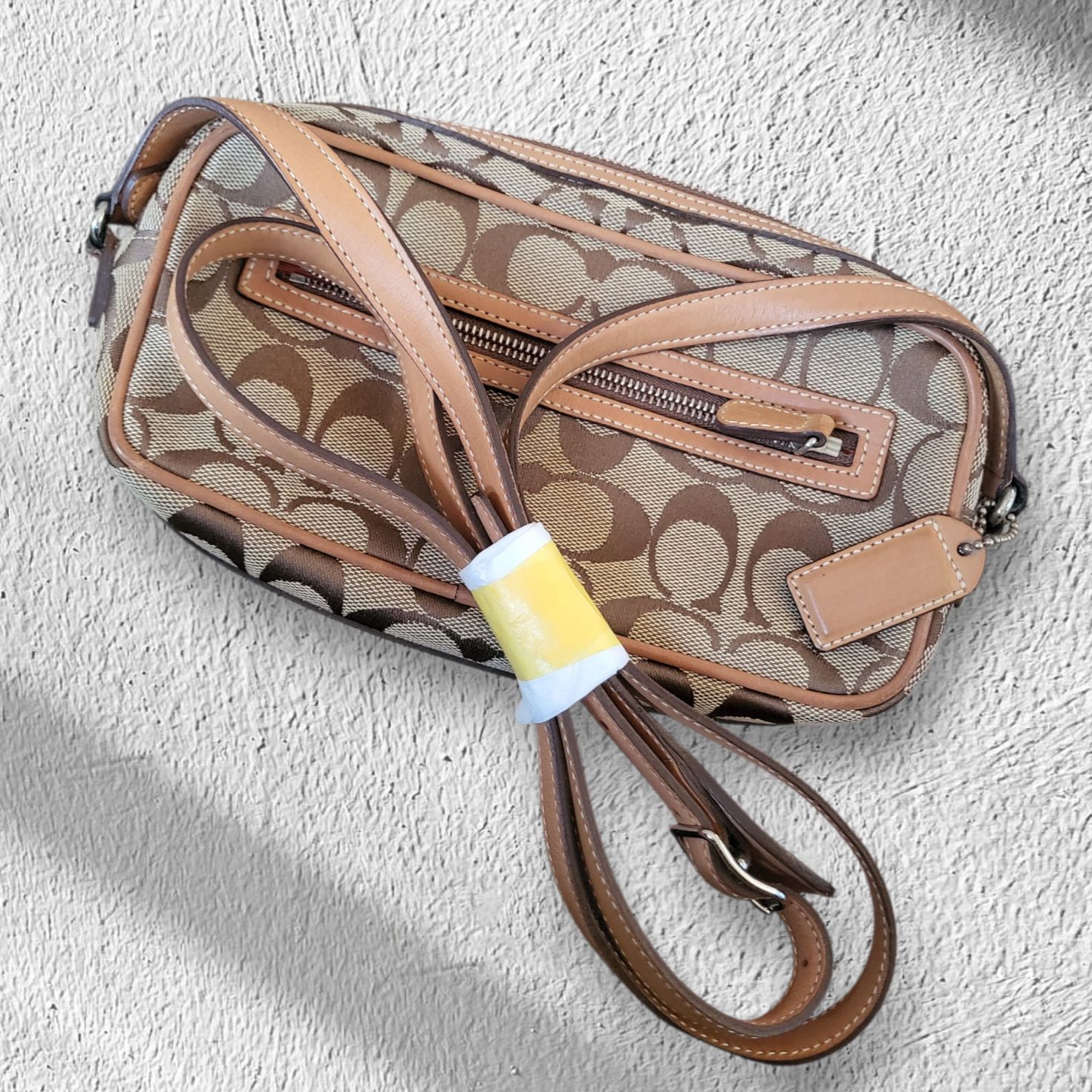 美品】COACH コーチ シグネチャーキャンバス ミニショルダーバッグ 